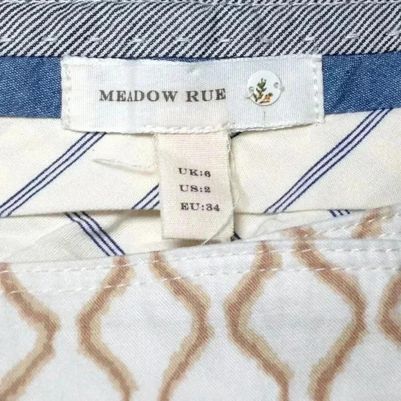 Meadow Rue (ANTHROPOLGIE) Shorts, US2. Geometric, Barbiecorp, Miami Vibes, Chic - Picture 3 of 4